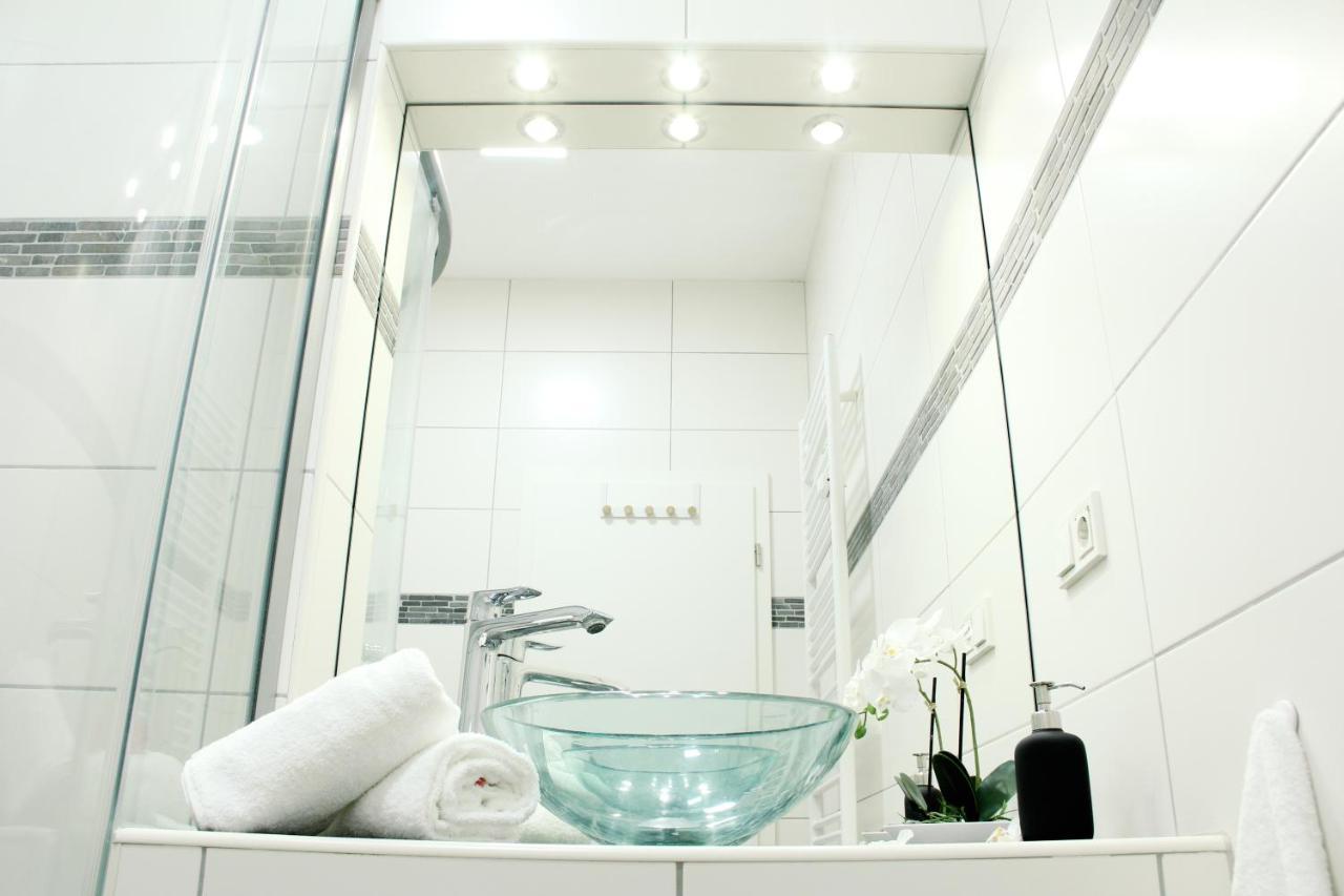 Secret Hideaways Cozystudio Superior Apartments Mit Wifi L 450M Bis Uni L Messe L Flughafen L Zoo 杜伊斯堡 外观 照片