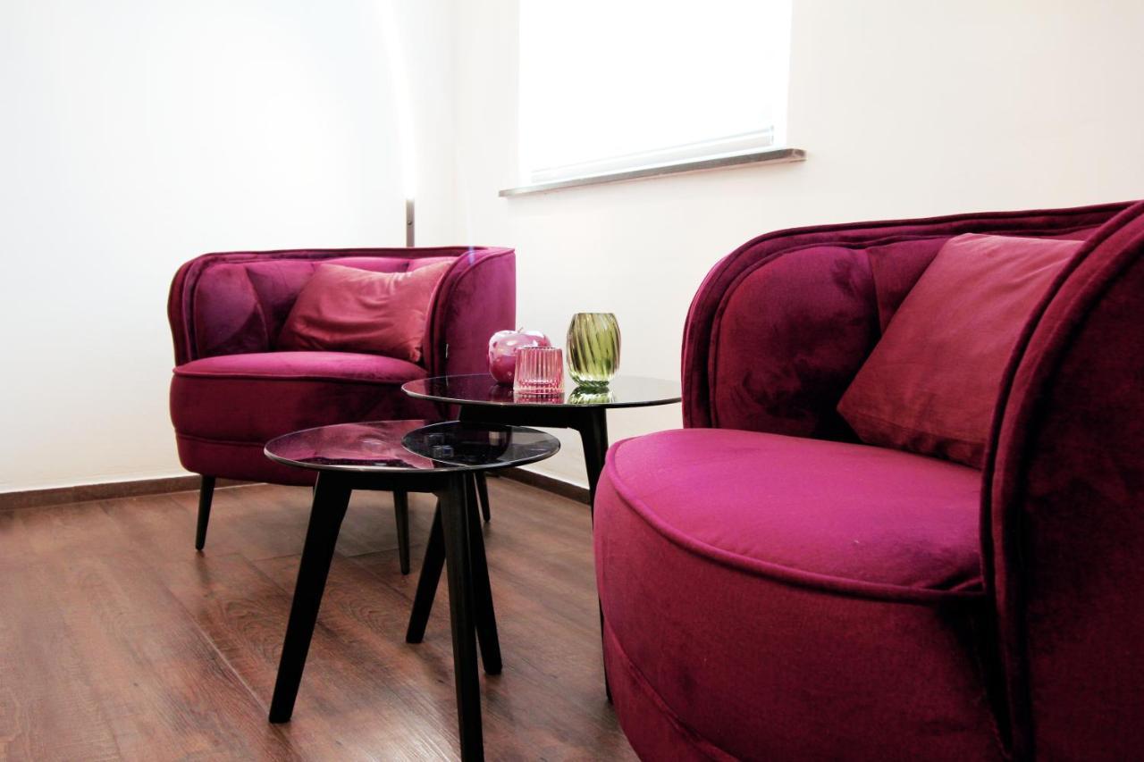 Secret Hideaways Cozystudio Superior Apartments Mit Wifi L 450M Bis Uni L Messe L Flughafen L Zoo 杜伊斯堡 外观 照片