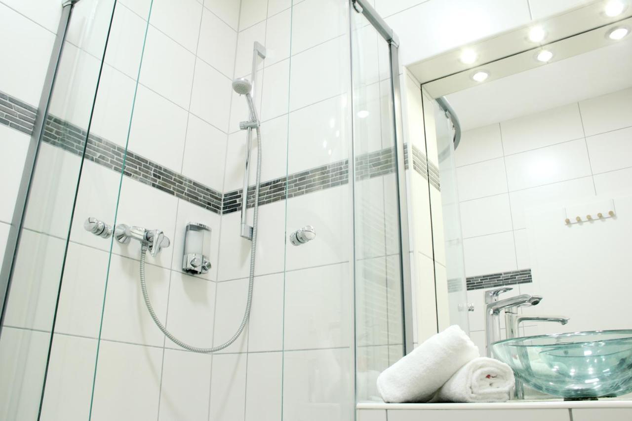 Secret Hideaways Cozystudio Superior Apartments Mit Wifi L 450M Bis Uni L Messe L Flughafen L Zoo 杜伊斯堡 外观 照片
